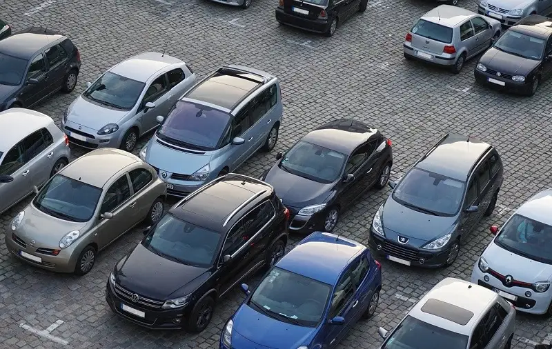 Konfiscētos auto varēs nodot Ukrainas armijai