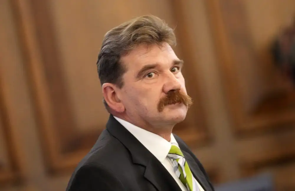 Kongresā vēlēs Latvijas Zaļās partijas vadību