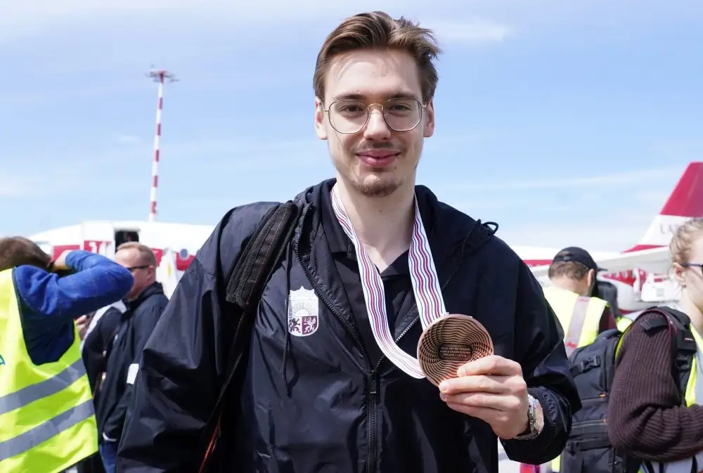 Шилов лучший вратарь! Но может стать и игроком года по версии IIHF