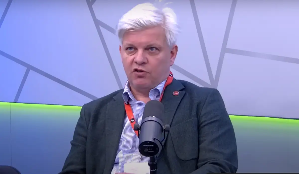 По разные стороны баррикад: Сполитис о кремлевском термине «русскоязычные» и проблемах интеграции