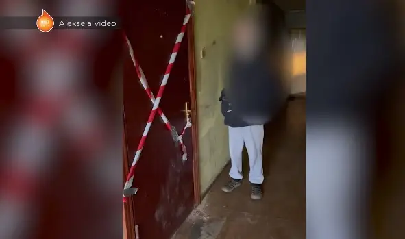 «Внезапно опломбировали дверь и сменили замок»: почему Рижская дума лишила сироту муниципального жилья