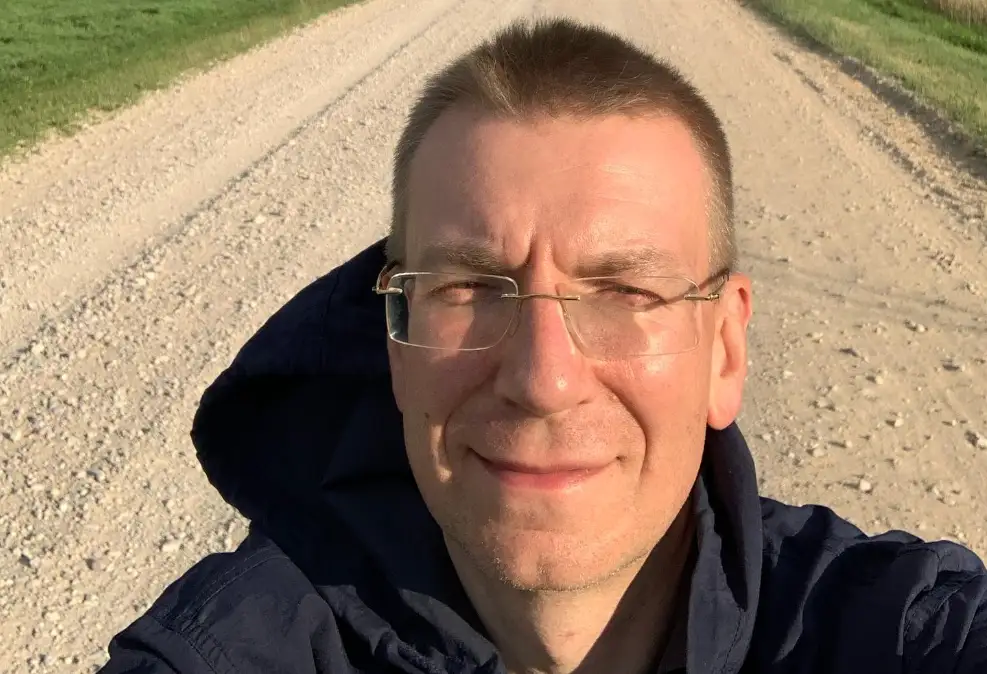 «Похоже это чистое мошенничество». Ринкевич отказался передавать привет популярному стримеру Мелстрою
