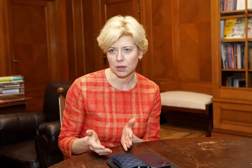 Čakša pati neplāno atkāpties no ministres amata