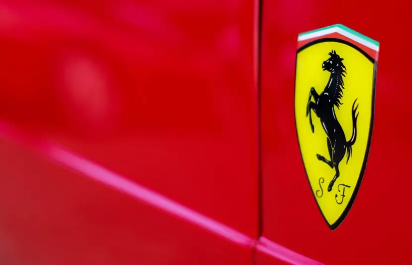 Парад эксклюзивных Ferrari в Латвии — более 1000 км по нашим дорогам