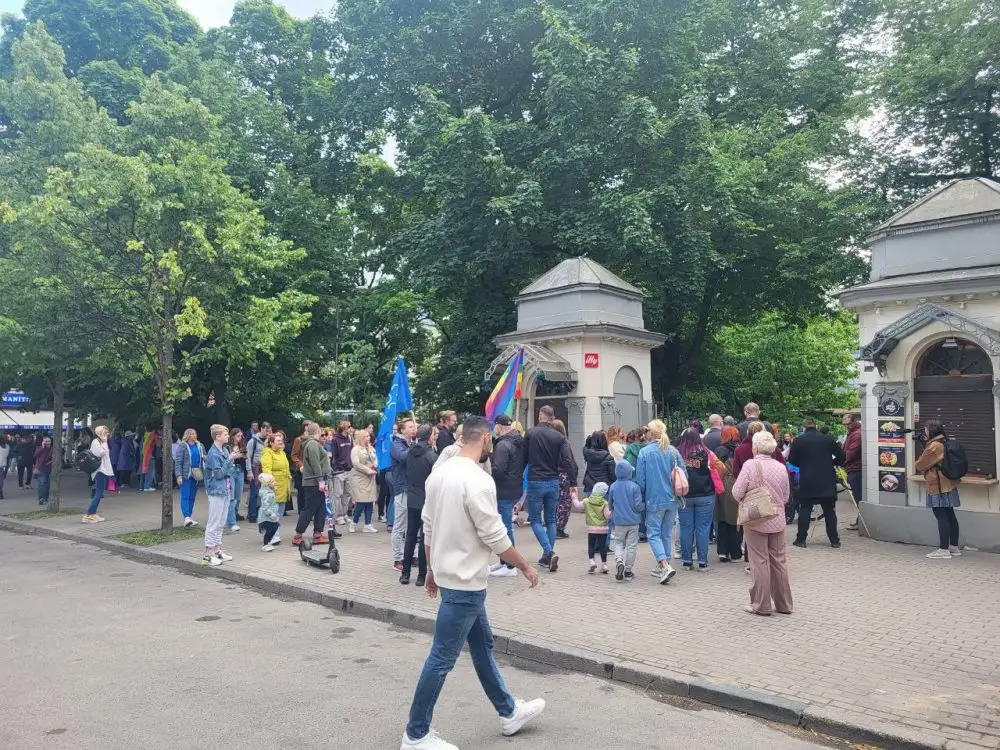 200 часов общественных работ — за агрессию по отношению к посетителям Riga Pride 2023