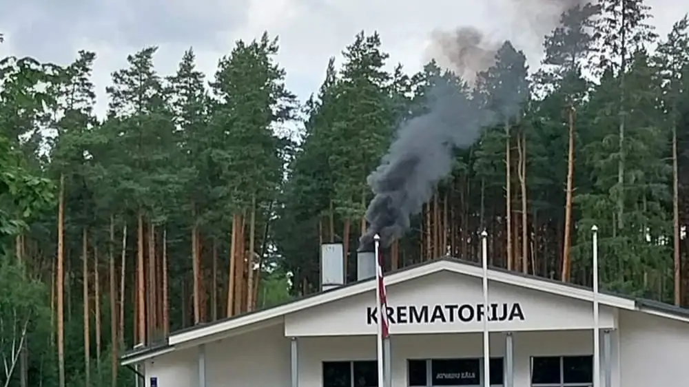 «Жаром от крематория в Иманте отапливать жилые дома»: и это не шутка в Рижской думе