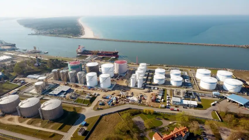 Поставки газа из РФ в ЕС упали до минимума с начала войны