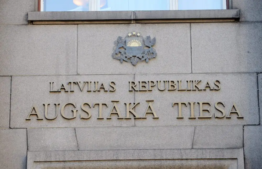Bijušajam tiesu izpildītājam par 183 061 eiro piesavināšanos piespriests cietumsods uz trīsarpus gadiem