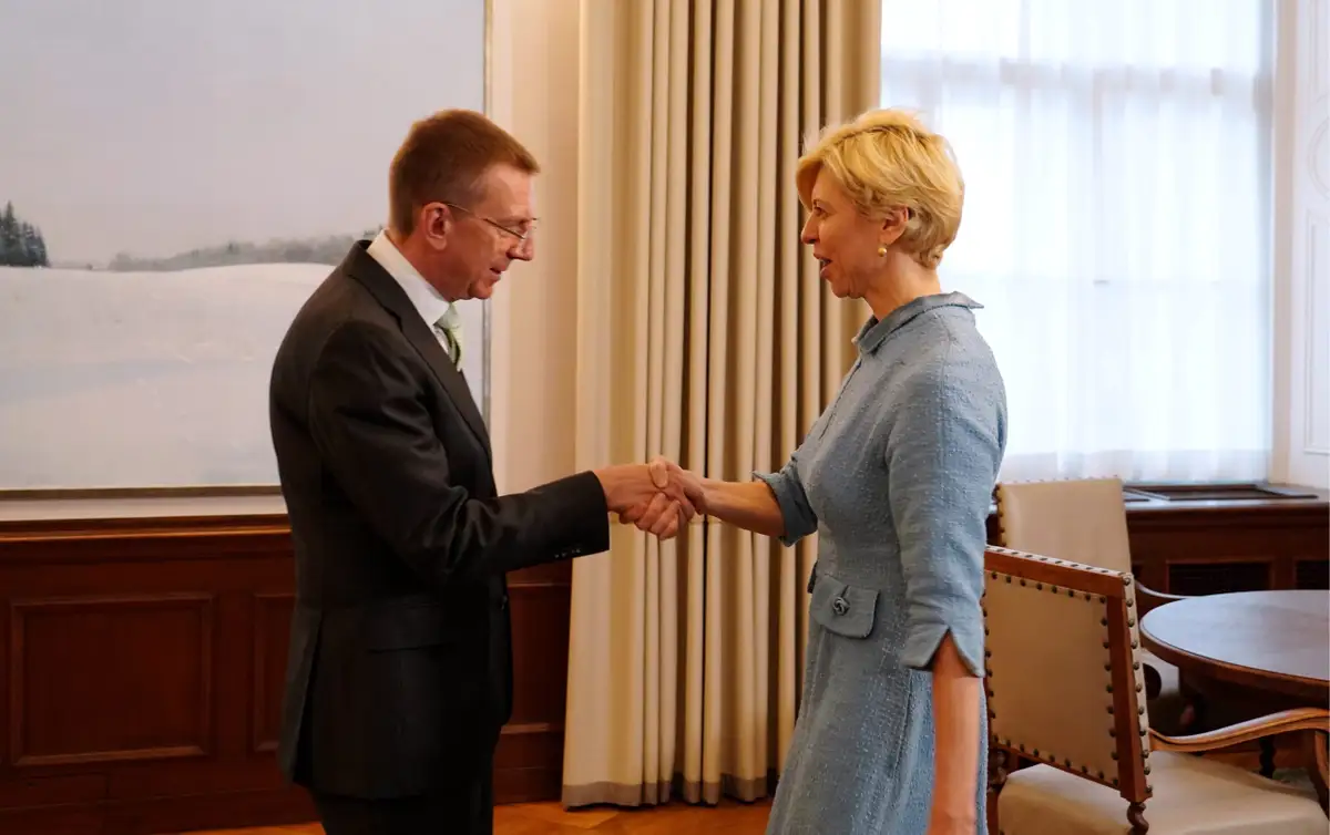 Valsts prezidents: Valstī jāizveido visiem saprotama skolotāju atalgojuma sistēma