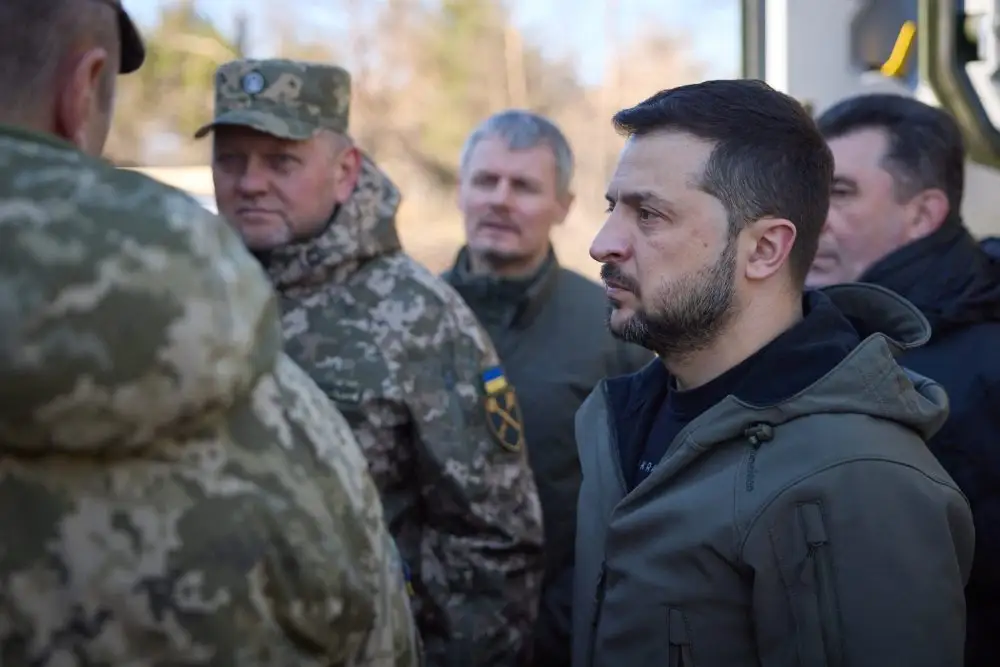 Выплаты Украине по программе кредитования ЕС заморожены: СМИ