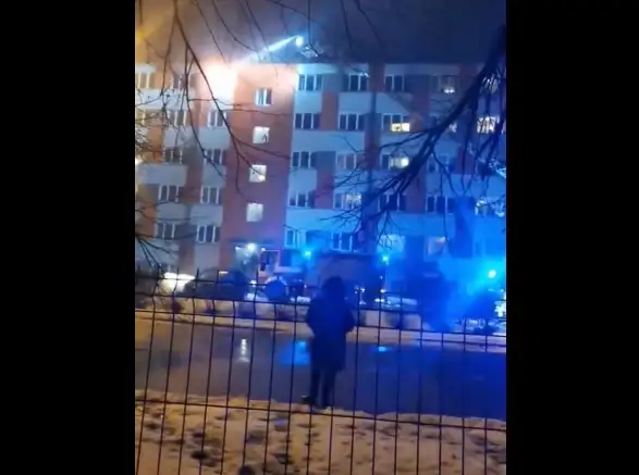 Пожар в многоквартирном доме в Кенгарагсе: есть погибший (ВИДЕО)