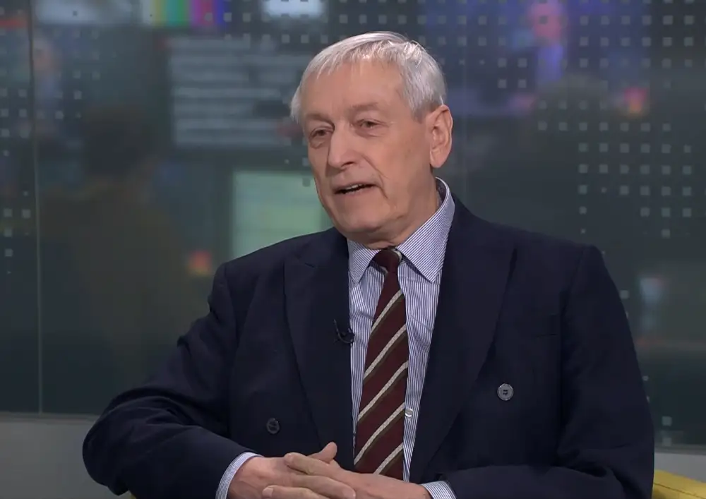 «Старик, который спешит оставить след в мире»: Кажоциньш о Трампе