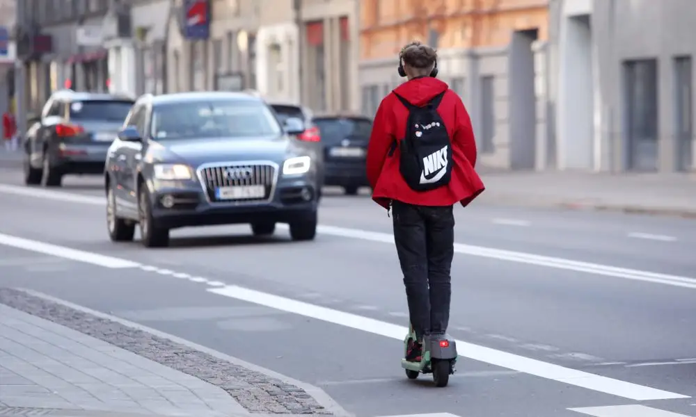 Latvijā elektroskrejriteņiem no jūlija būs nepieciešama OCTA