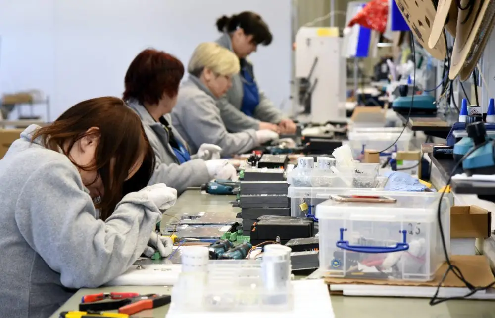 Latvijas IKP pirmajā ceturksnī provizoriski sarucis par 0,2%