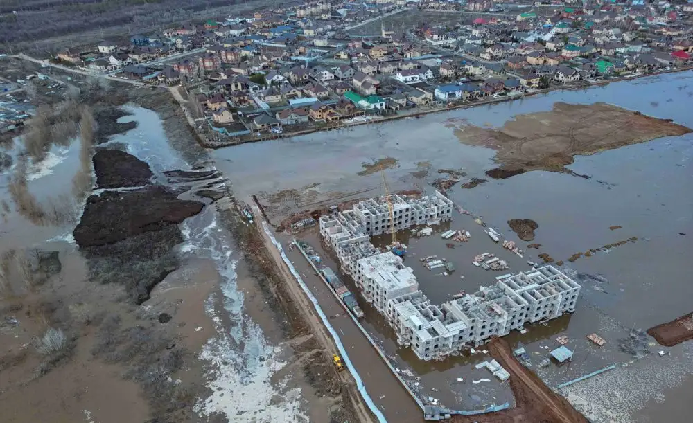 Орск и Оренбург затопили, лишь бы не спорить с компанией друзей Путина: СМИ