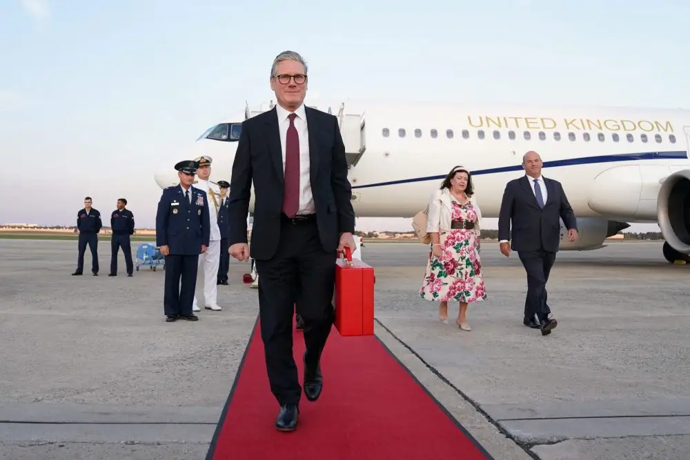 Лондон дистанцируется от идей Макрона по перемирию в Украине