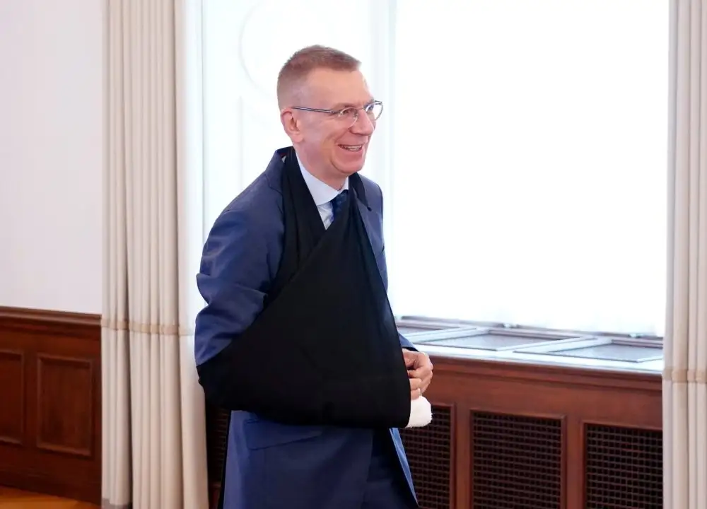 Армандс Пуче: не дарите лыжи президенту!