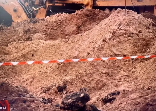 Не установили опорные стены: из-за обвала песка в Кекавском крае погиб рабочий