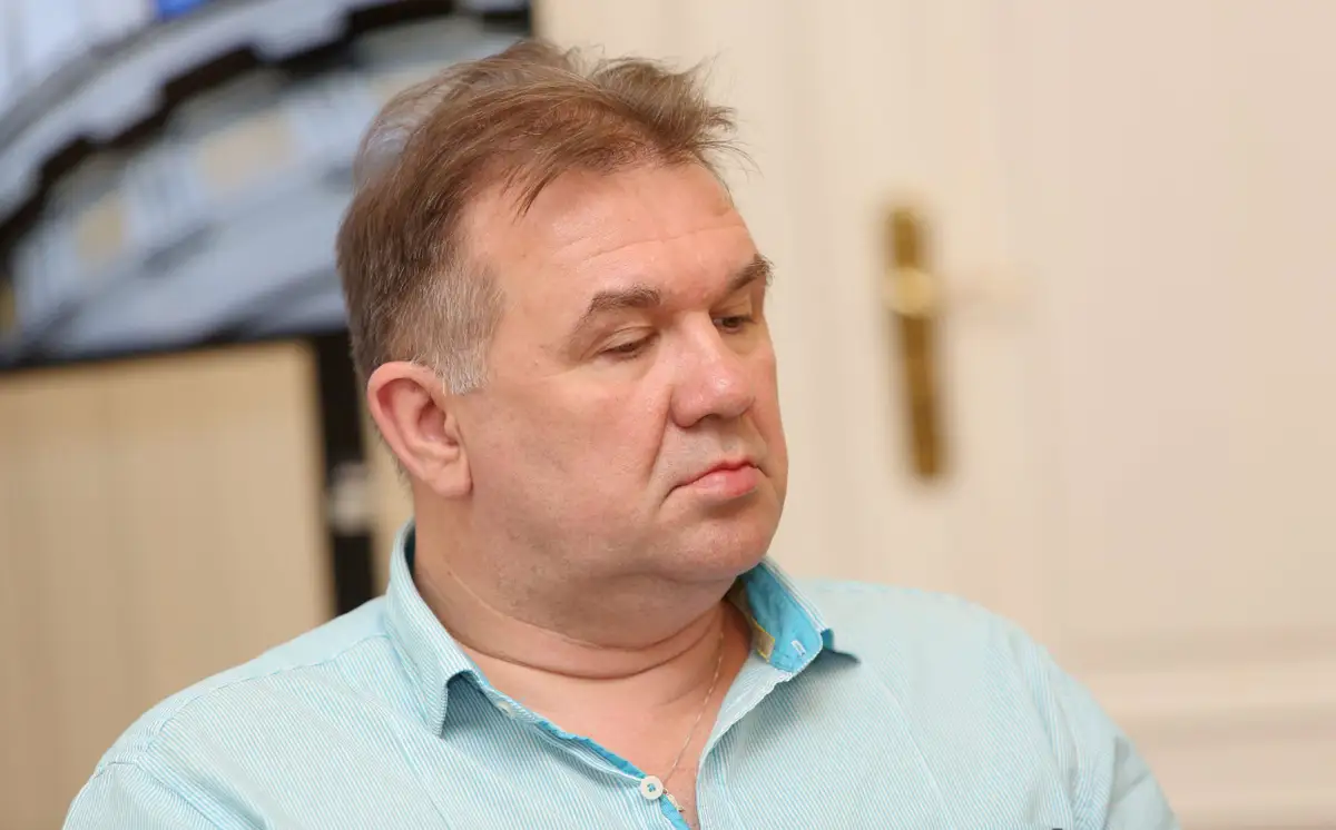 Главный секс-скандал страны: появилась ещё одна версия событий — не менее шокирующая