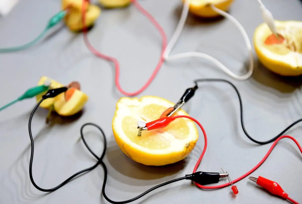 Elektroenerģijas tirgus cena pagājušajā nedēļā Latvijā samazinājās par 28%