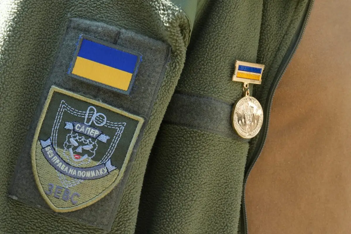 Задавил военного насметь микроавтобусом: финского волонтера судят в Украине