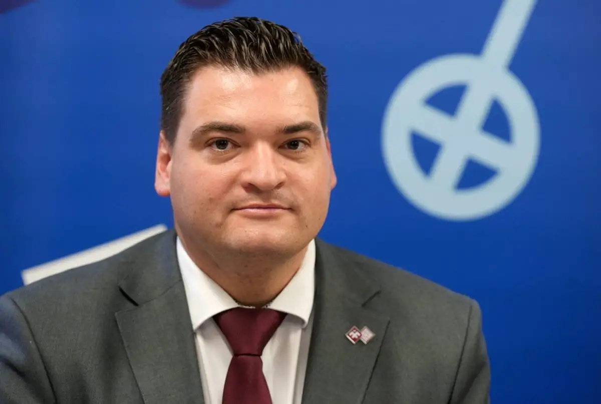 Nelegālās imigrācijas ierobežošanas pasākumu laikā Rīgā notverti 16 nelegālie migranti