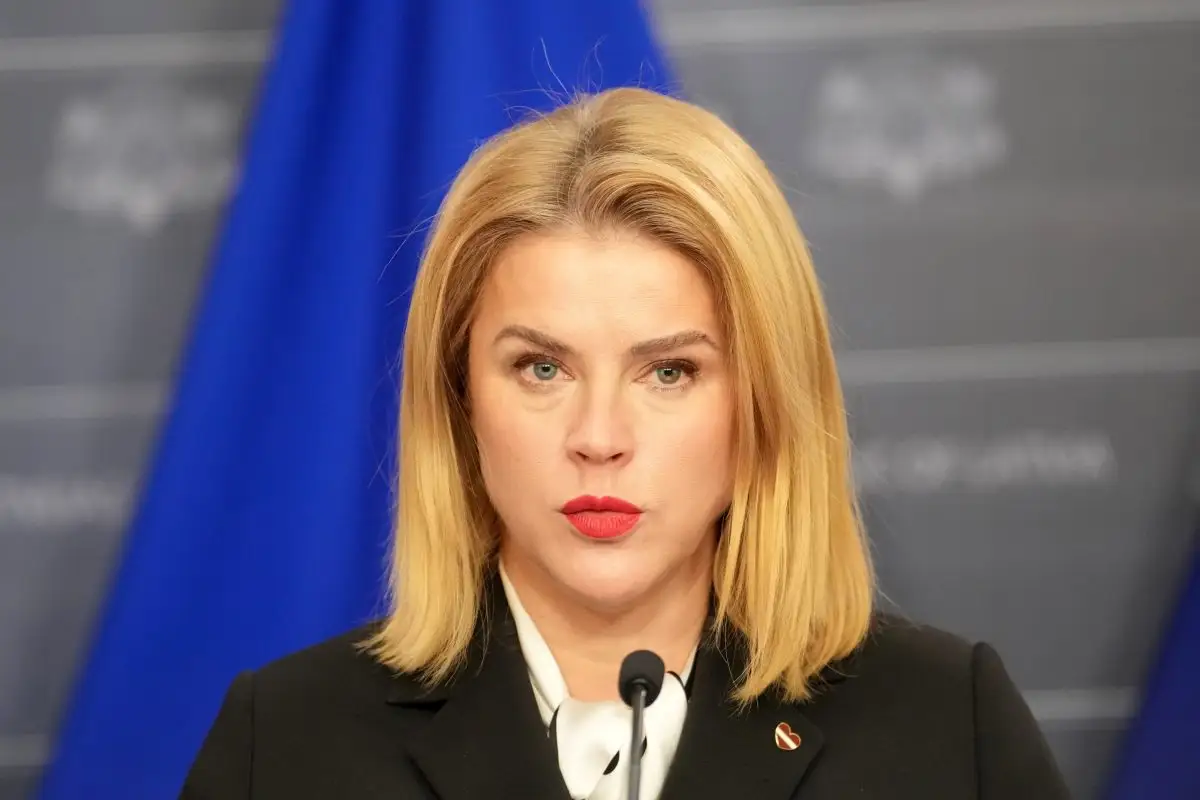 Premjere: Mieram Ukrainā nepieciešamas spēcīgas drošības garantijas