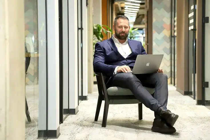“Oferta Finance” sniedz ieguldījumu izglītības attīstībā