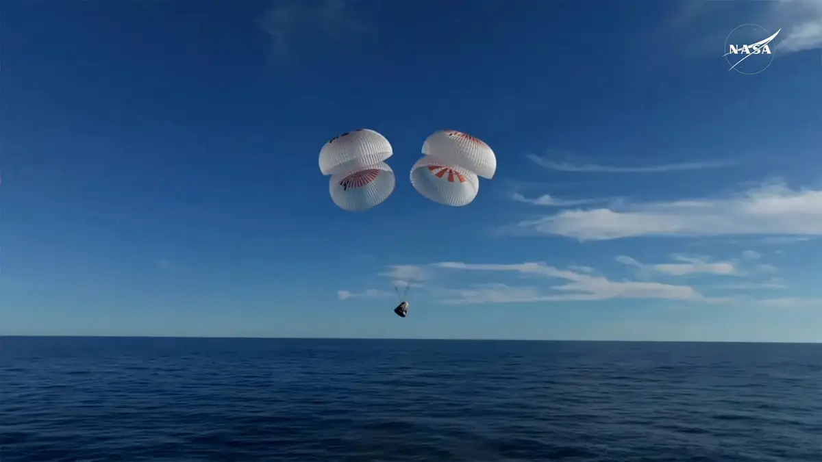 Астронавты NASA вернулись на Землю после 9 месяцев на МКС