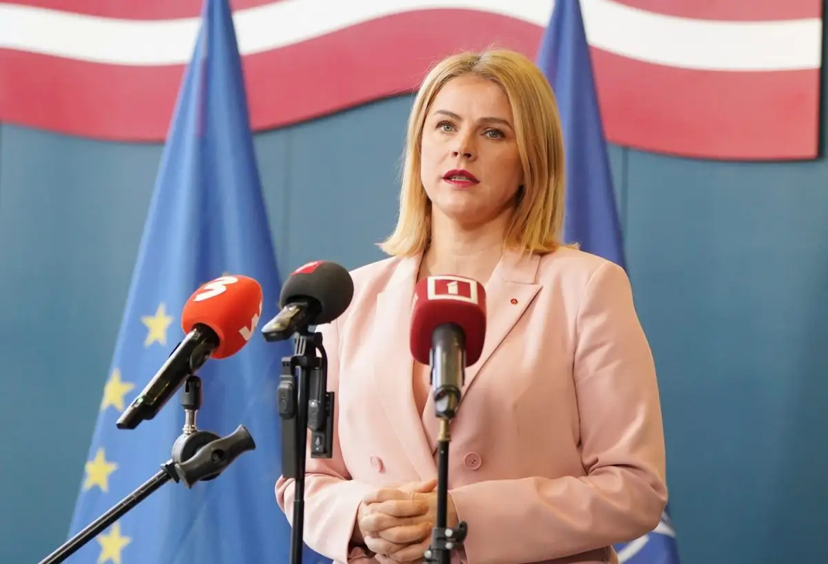 Premjere: Bez iestāžu apvienošanas un resursu centralizēšanas vajadzīgo ietaupījumu publiskajā pārvaldē atrast neva