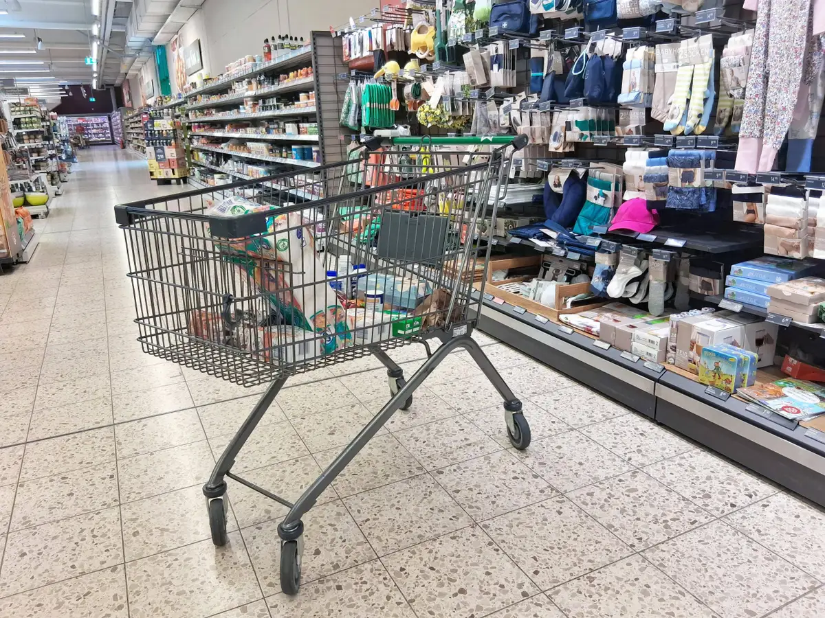 Gada inflācija jūlijā Latvijā samazinājusies līdz 2,6%