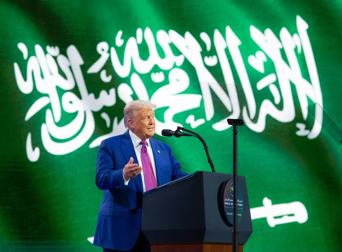 Никакого «продвижения демократии и прав человека»: Трамп меняет политику США на Ближнем Востоке