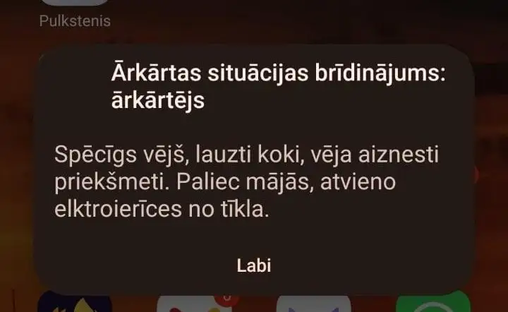«Вы там в своём уме?!» Жители Латвии в шоке от ложных сообщений об опасности