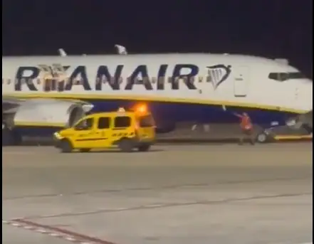 В Майорке произошёл пожар на самолёте Ryanair; несколько человек пострадали