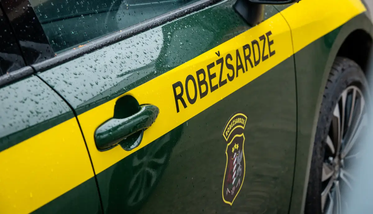 ATD: Pārvadātāji meklē Lietuvas un Polijas uzņēmumus kravu pārvadājumu nodrošināšanai pēc Pāternieku robežpunkta slēgšanas