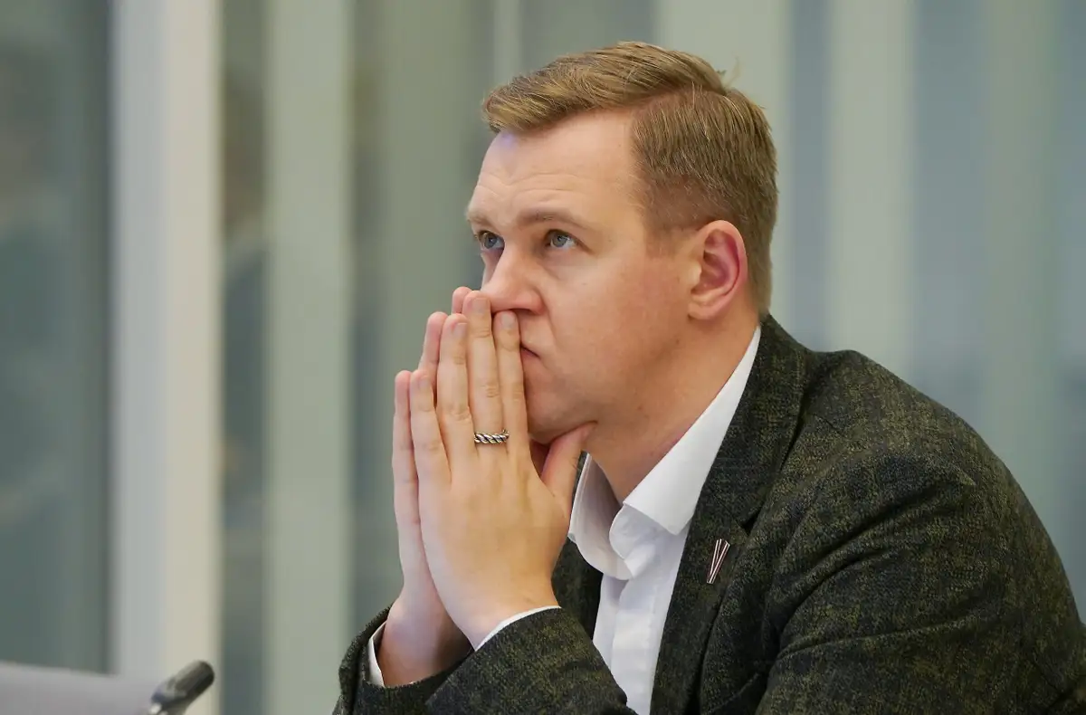 ZZS politiķis sola turpmāku rīcību degvielas cenas mazināšanai