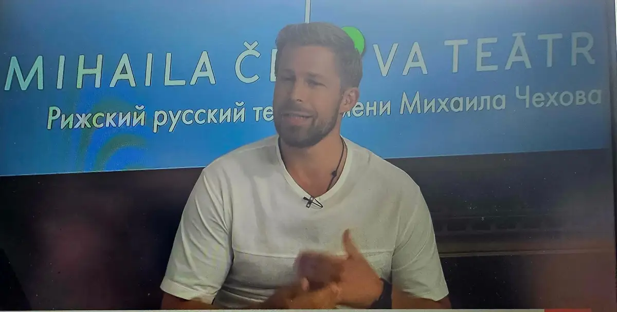 Некоторые политики делают себе рейтинг на расколе общества: драматург о нападках на «русский театр»