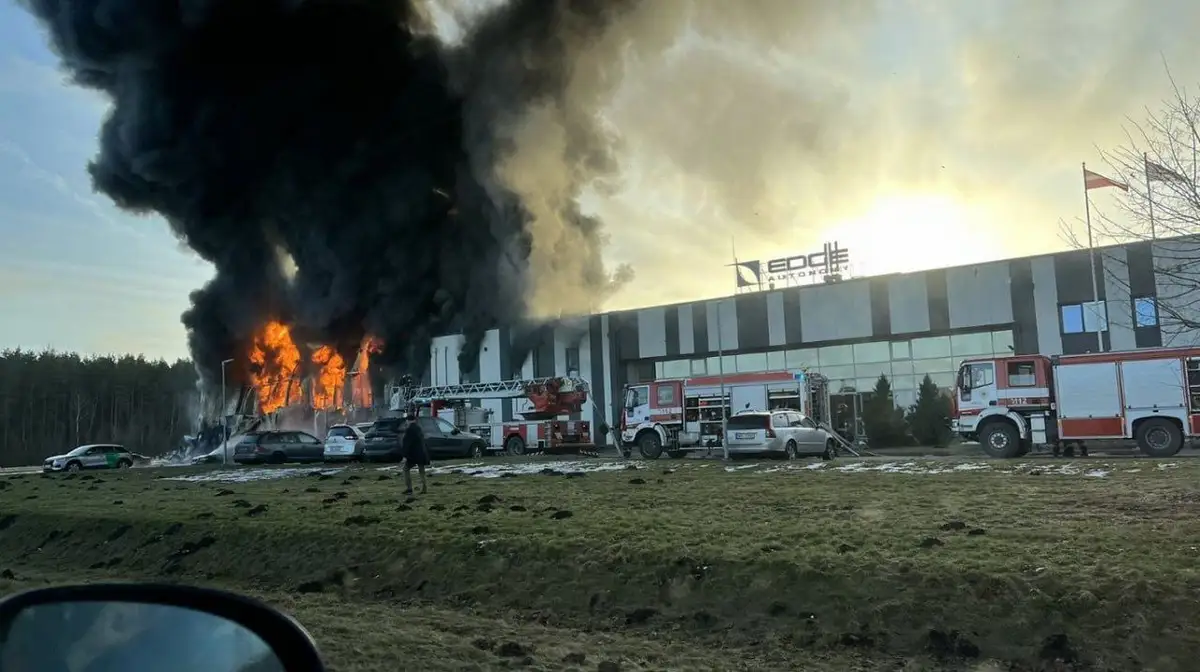 Нашли поджигателей завода дронов под Ригой? СГД передало дело прокуратуре