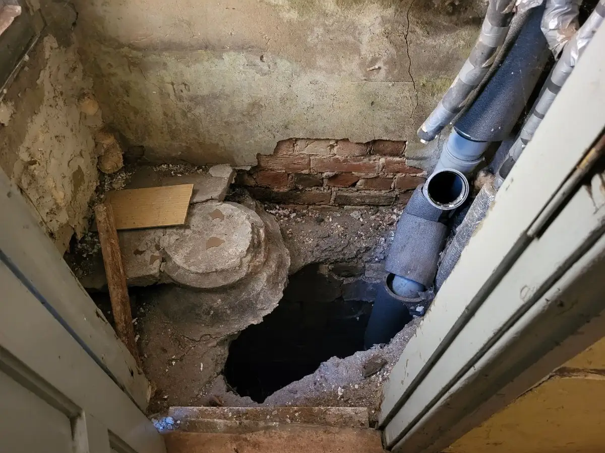 Это полный провал: RNP оставило рижан без туалета на год. И не только (ФОТО)