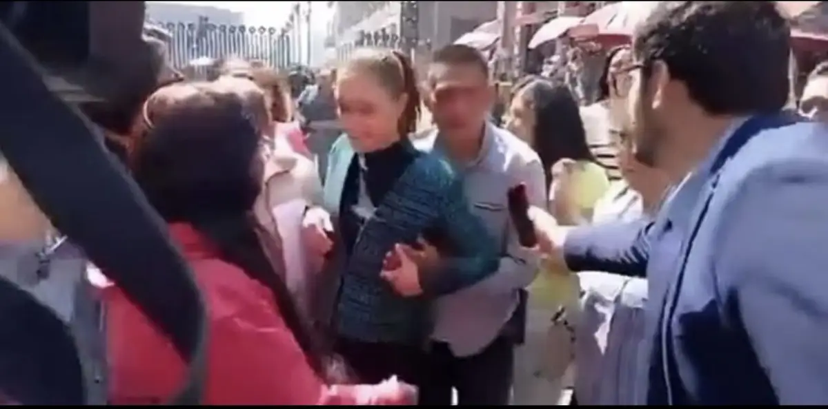 Президента Мексики домогались прямо во время публичного выступления – политик в ярости (ВИДЕО)
