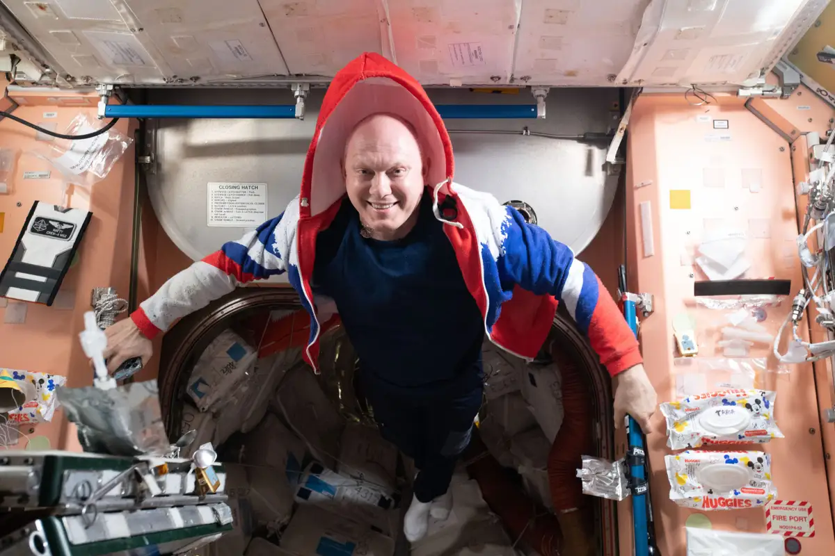 Вынес в телефоне: уроженца Риги космонавта Артемьева исключили из экипажа Crew-12