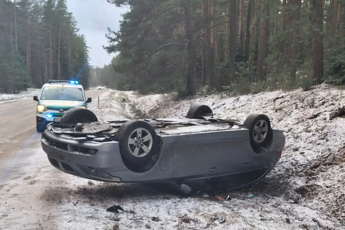 Опасный дрифт: водитель без прав уложил BMW «на лопатки»