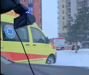 В высотке в Иманте произошёл пожар; 36 человек эвакуированы (ВИДЕО)