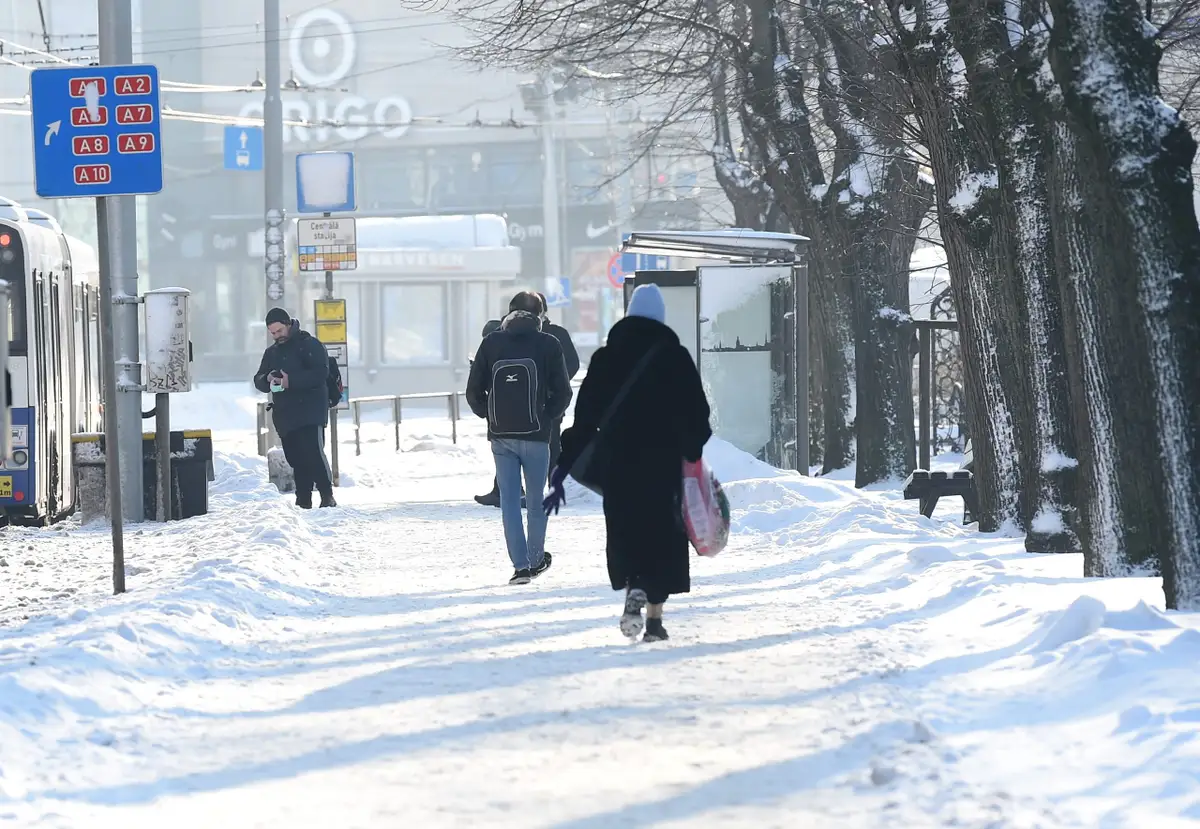 FDP: Latvijā vispārējās valdības parāds uz vienu iedzīvotāju ir 10 200 eiro