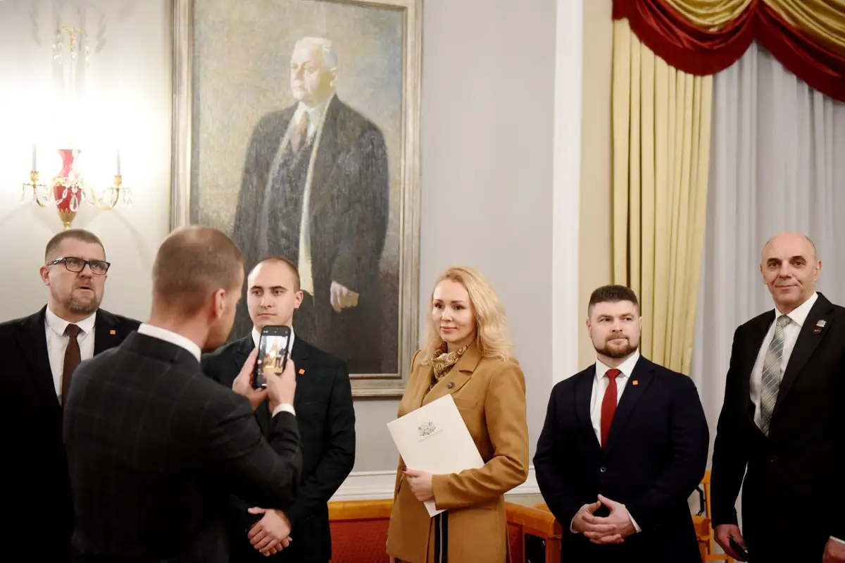 Saeimā izjukusi frakcija «Stabilitātei»