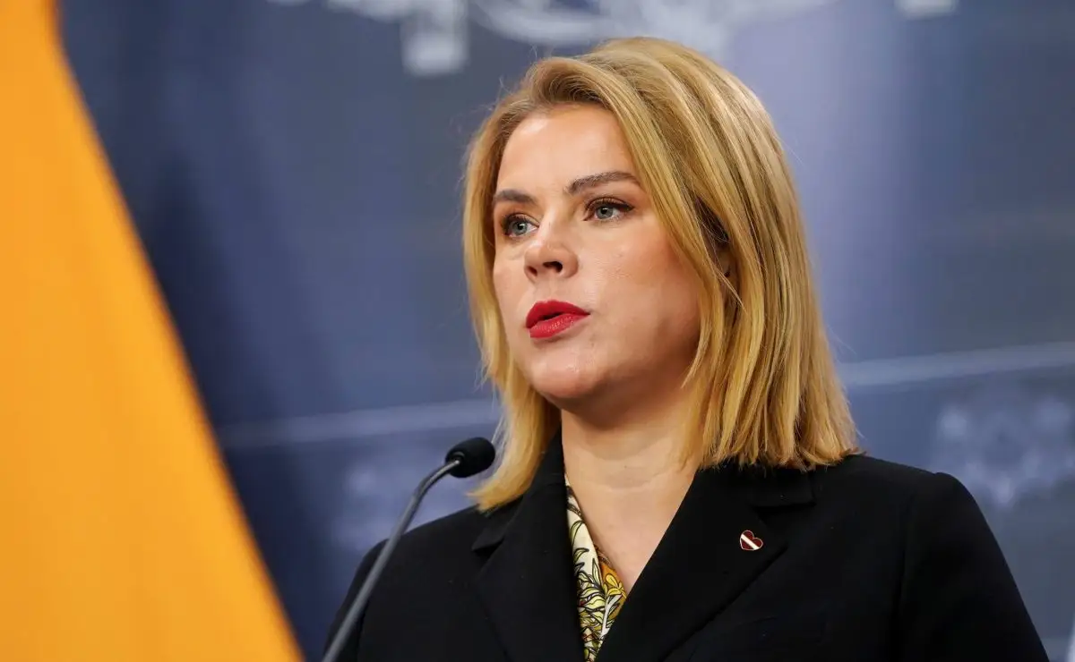 Premjere: Latvija atbalsta centienus nodrošināt drošu kuģošanu caur Hormuza šaurumu