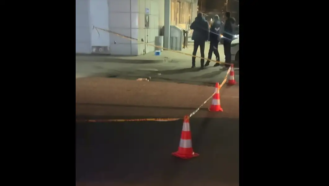 Rīgā aizdomās par slepkavības mēģinājumu meklē vīrieti ratiņkrēslā