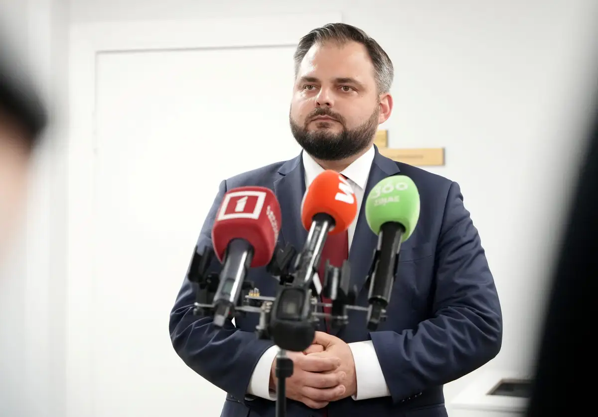 Юревицс: «Прогрессивные» угрожают безопасности государства. А вы не путаете государство и Силиню?