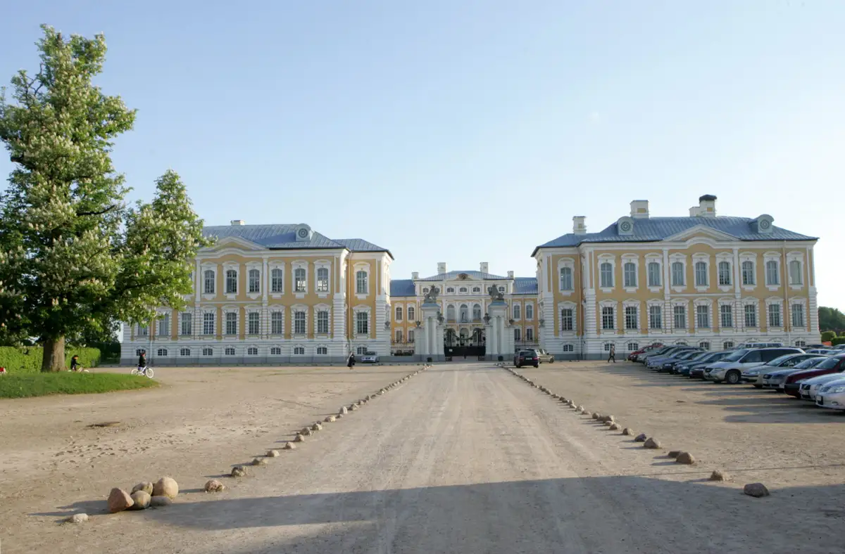 Rundāles pilī maija beigās notiks vīndaru svētki
