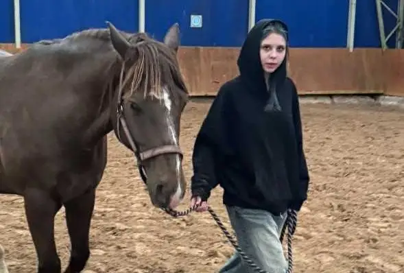Вышла из дома в пятницу и не вернулась: полиция ищет Алисе Козулину